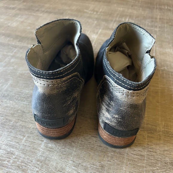 Sorel Black Major Low Boots Women's Size 8 NL2161-010 Bootie Distressed Leather - Picture 2 of 13